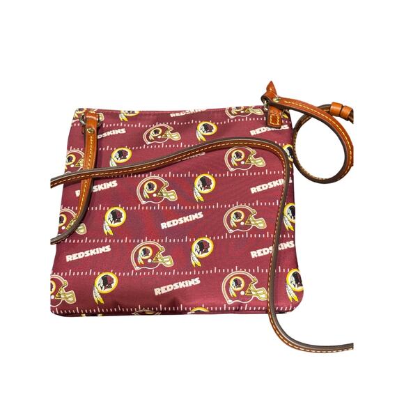 Dooney and Bourke NfL collab cross body "redskins" - Picture 6 of 10